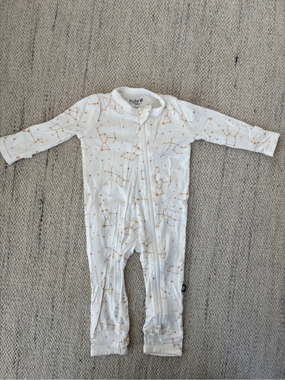 Kyte Baby Zipper Romper - Constellation Print